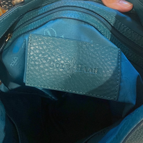 Cole Haan. Book bag/ large purse. - Picture 6 of 10
